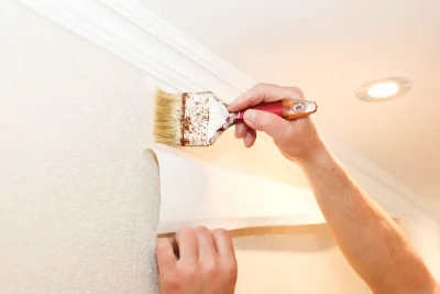 Pose de papier peint à Glanon — revêtements muraux et toiles de verre